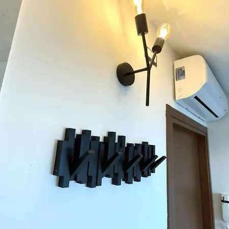 Joivy Cosy Mansard In Ραπάλο